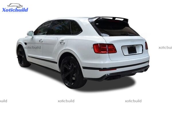 Bentayga W12 6.0T First Edition carbon body kit - Image 3