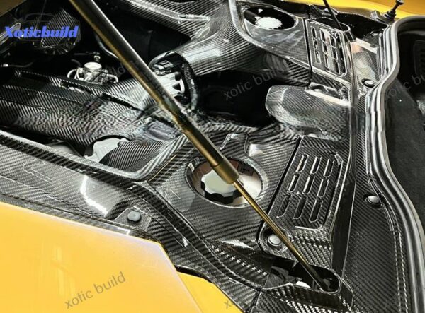 Maserati MC20 engine interior OEM - Image 2