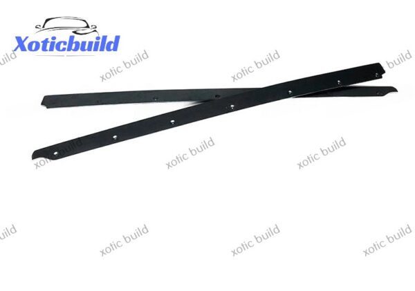 16-18 Audi R8 Carbon Fiber Side Skirts - Image 2