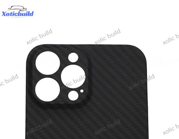 Carbon fiber phone case - Image 3