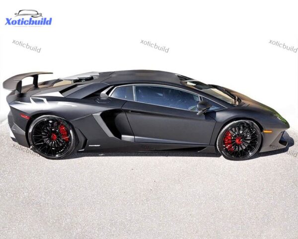 Lamborghini Aventador LP750 wheel hub - Image 2