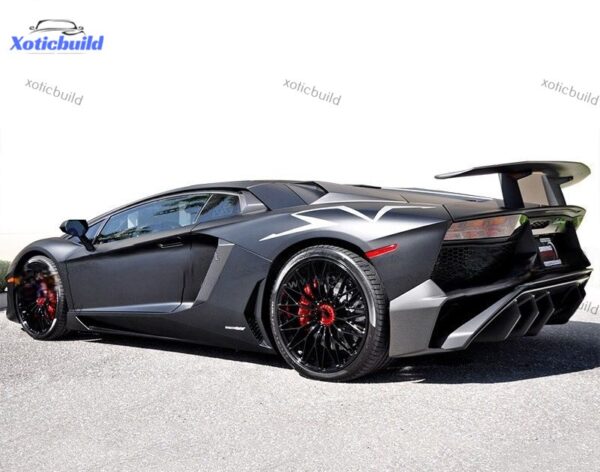 Lamborghini Aventador LP750 wheel hub - Image 4